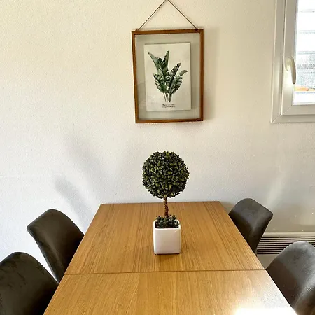 E21 Les Naiades- 2 Bedrooms For 5 People ! Hébergement de vacances *