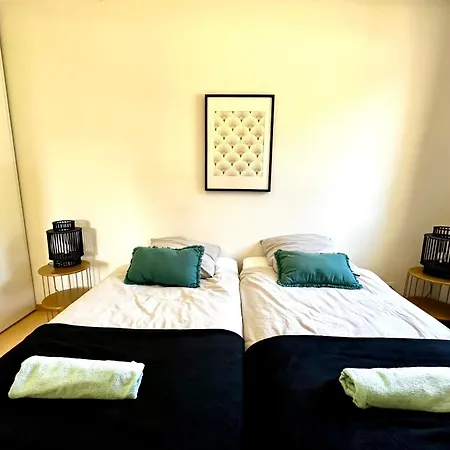 E21 Les Naiades- 2 Bedrooms For 5 People ! Hébergement de vacances *